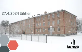 Talvine kuva suuresta punatiilisestä rakennuksesta ja kuvan päälle on liitetty teksti 27.4.2024 lähtien sekä logo jossa teksti Konsti Varkauden museokeskus