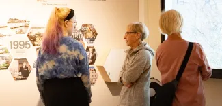 Konstiin tutustumassa